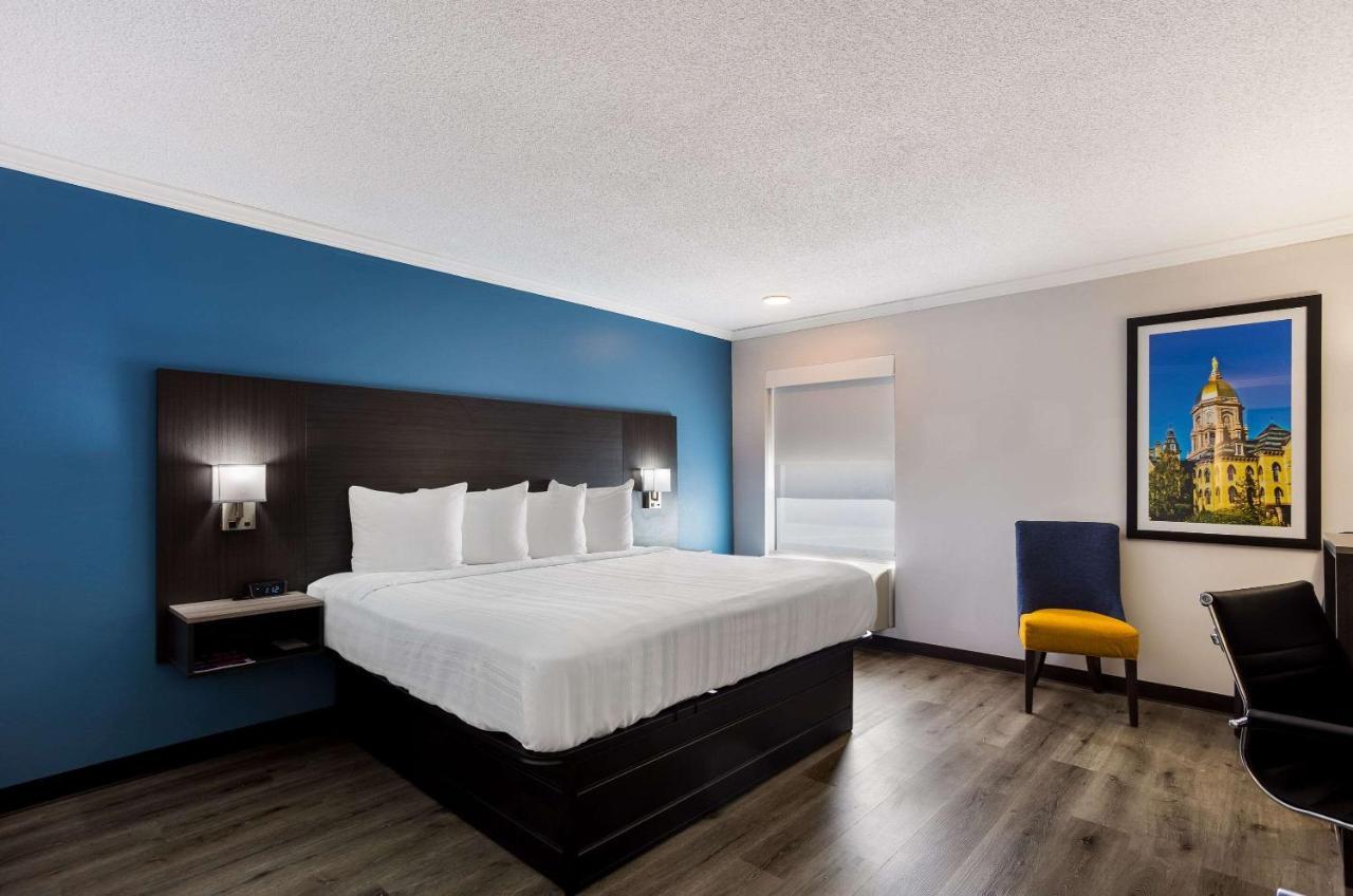 Quality Inn South Bend Near Notre Dame Экстерьер фото