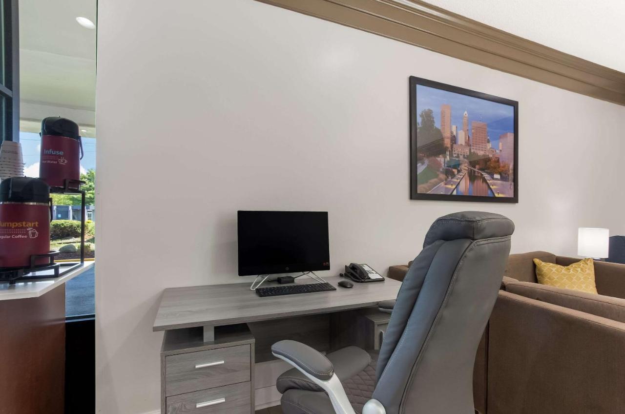Quality Inn South Bend Near Notre Dame Экстерьер фото